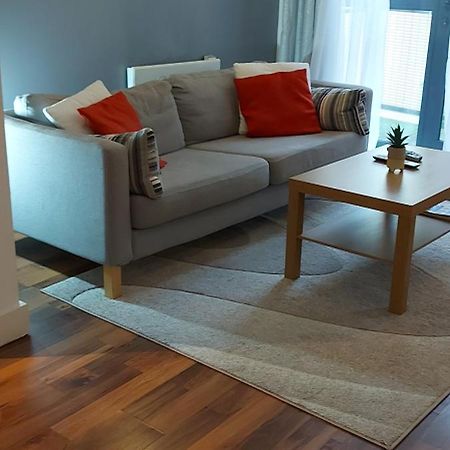 City Apartment In Great Location With A Balcony & Parking Possible - West One Σέφιλντ Εξωτερικό φωτογραφία