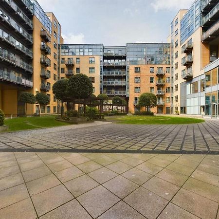 City Apartment In Great Location With A Balcony & Parking Possible - West One Σέφιλντ Εξωτερικό φωτογραφία