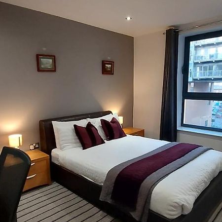 City Apartment In Great Location With A Balcony & Parking Possible - West One Σέφιλντ Εξωτερικό φωτογραφία